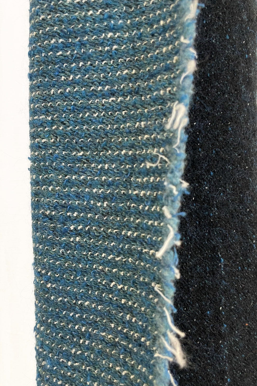 Pilkku turkoosi villahuivi